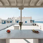 Celestial Seaview Apartments-portara Apartment