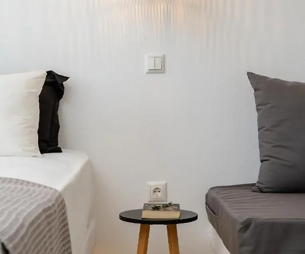 Apartment Celestial Seaview Apartments-portara *